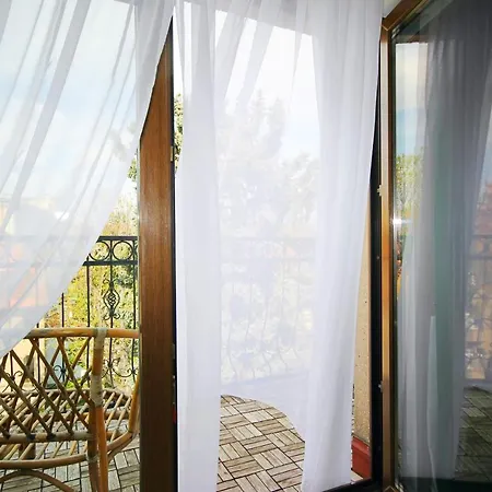 Daire Daisy Szczawno-Zdroj